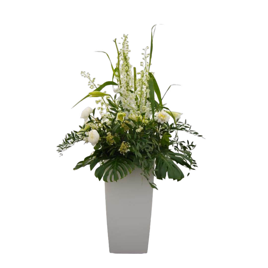 Bodenvase in Kunststoff – Floristik mieten bei Unique Event Rental Hamburg