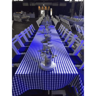 Tischdecke blau/weiß – Tischwäsche und Zubehör mieten bei Unique Event Rental Hamburg