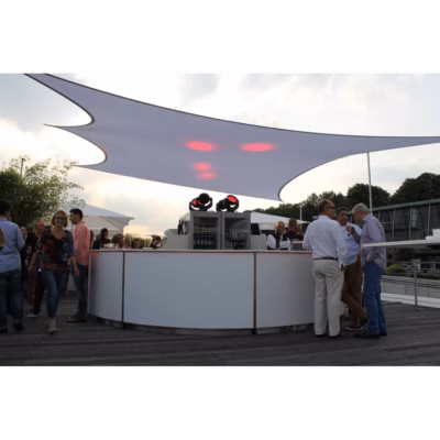 Stretch-Himmel – Schirme mieten bei Unique Event Rental Hamburg