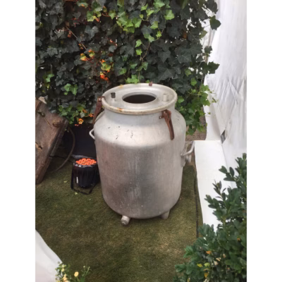 Landhaus / Milchzuber mieten bei Unique Event Rental Hamburg