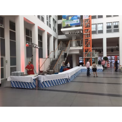 Buffet bayrisch – Oktoberfest mieten bei Unique Event Rental Hamburg