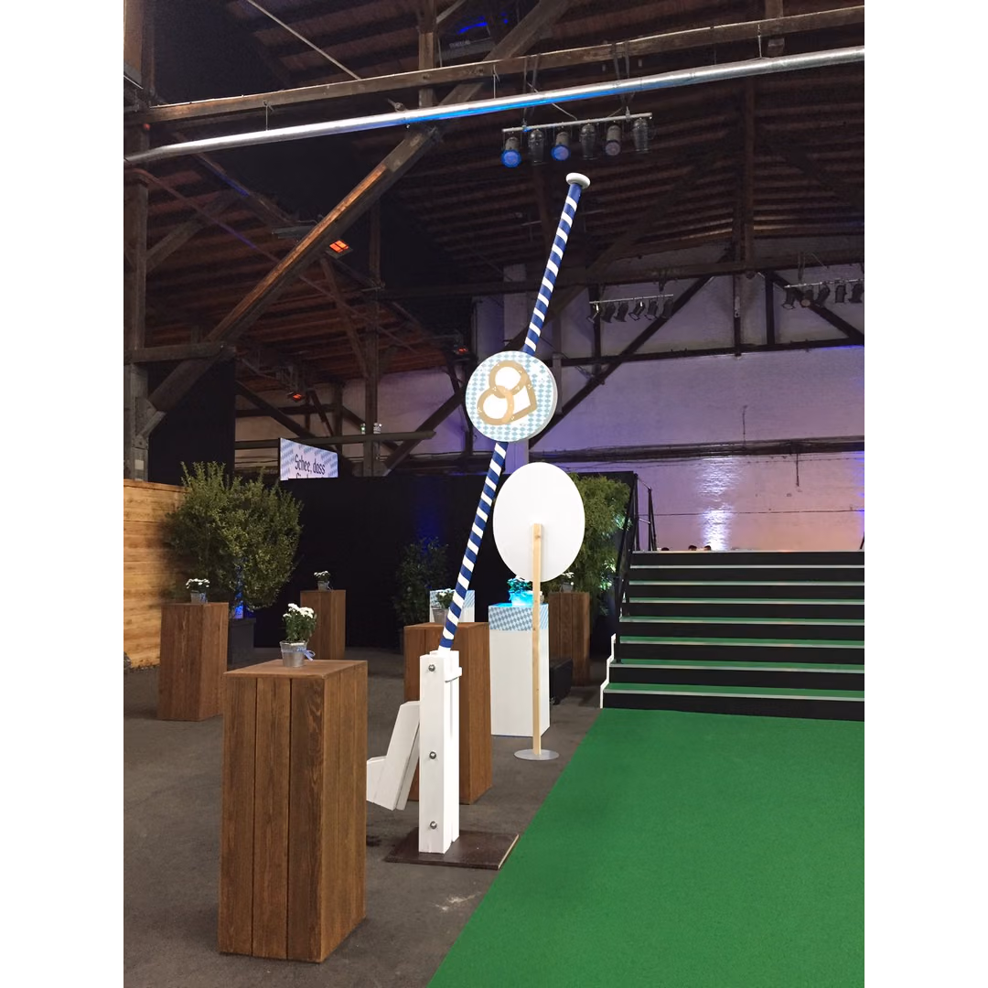 Schlagbaum – Oktoberfest mieten bei Unique Event Rental Hamburg