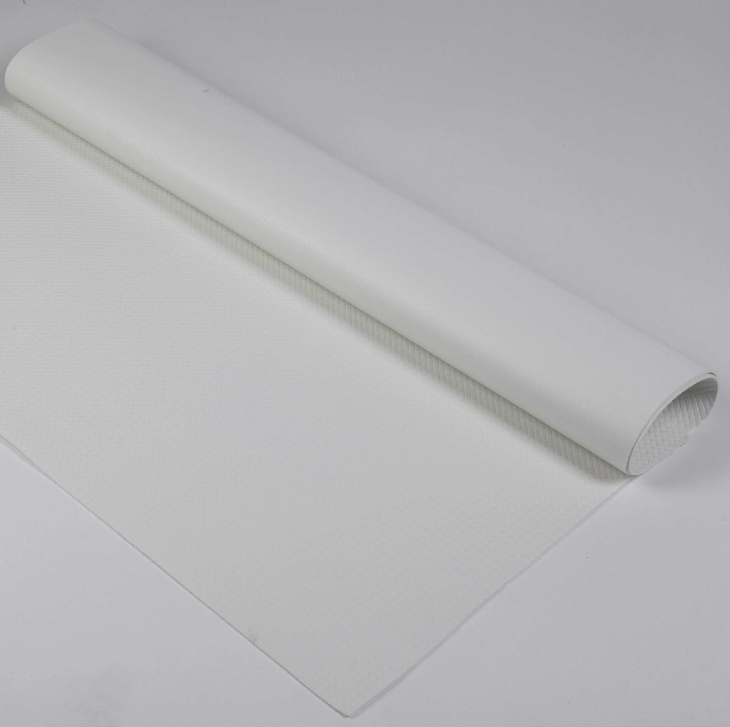 Tischmolton 220/80 cm als weiße gerollte Tischunterlage